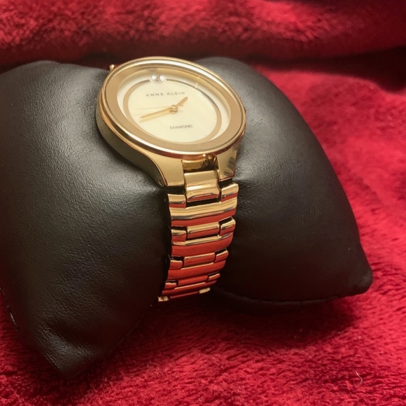 ANNE KLEIN WATCH - Picture 4 of 4